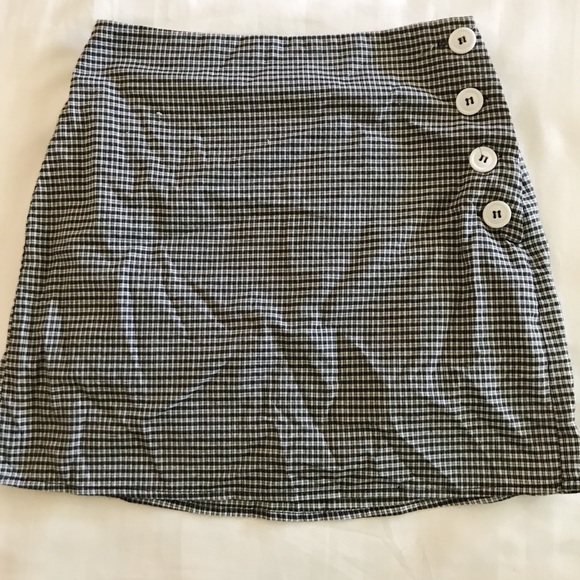 Urban Outfitters Dresses & Skirts - Urban outfitters gingham mini skirt